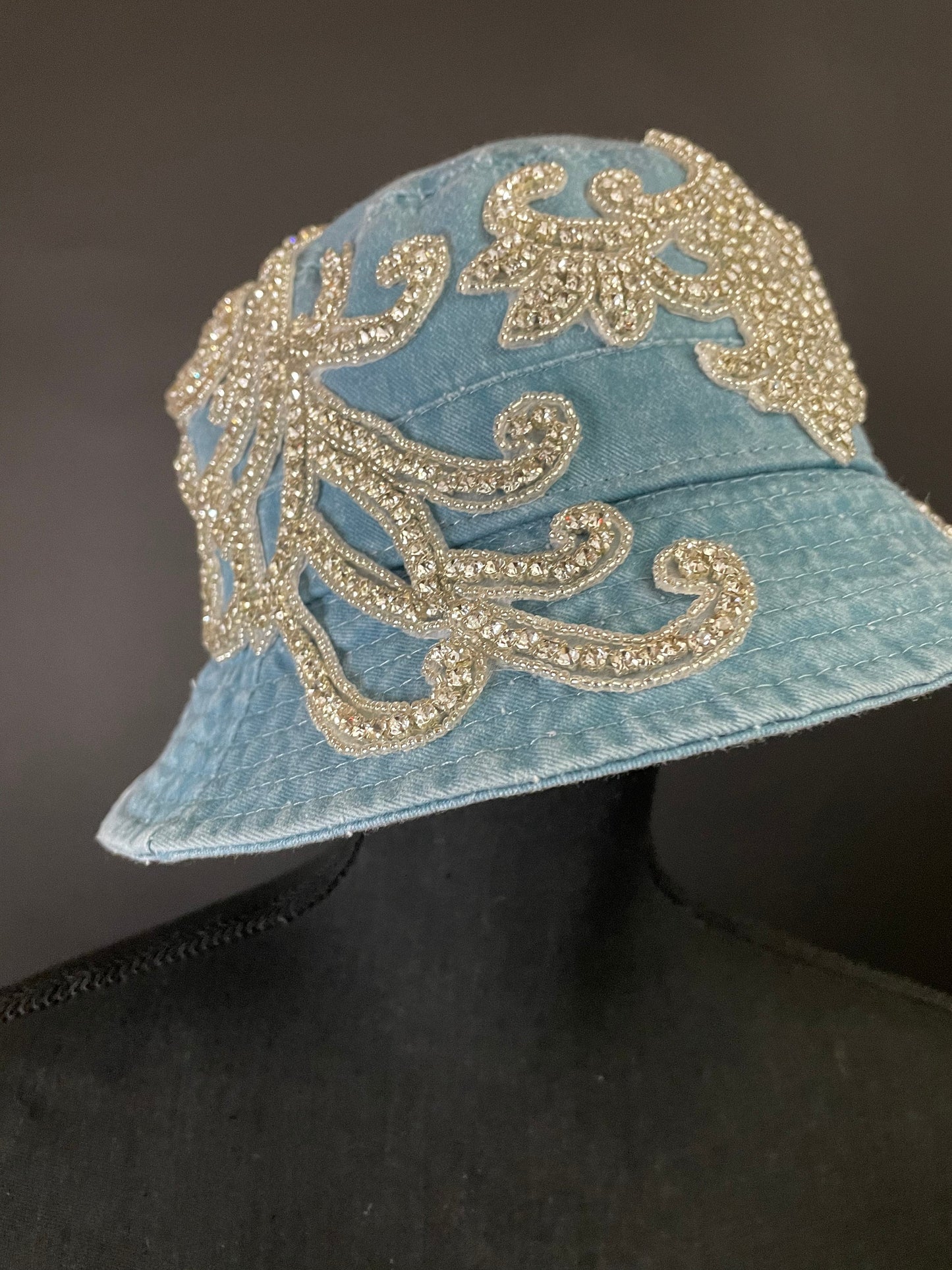 HILTON HAT 2.0