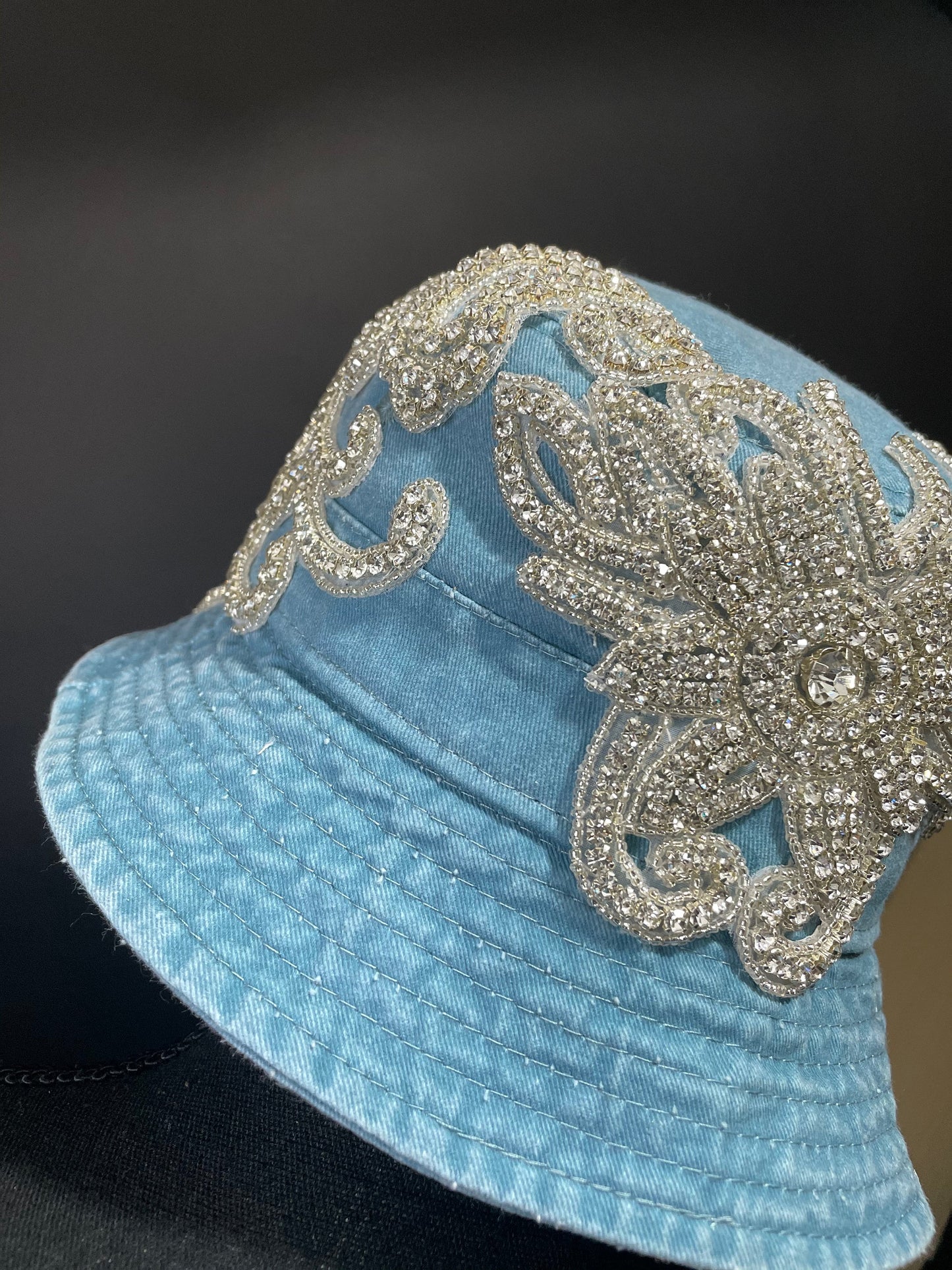 HILTON HAT 2.0