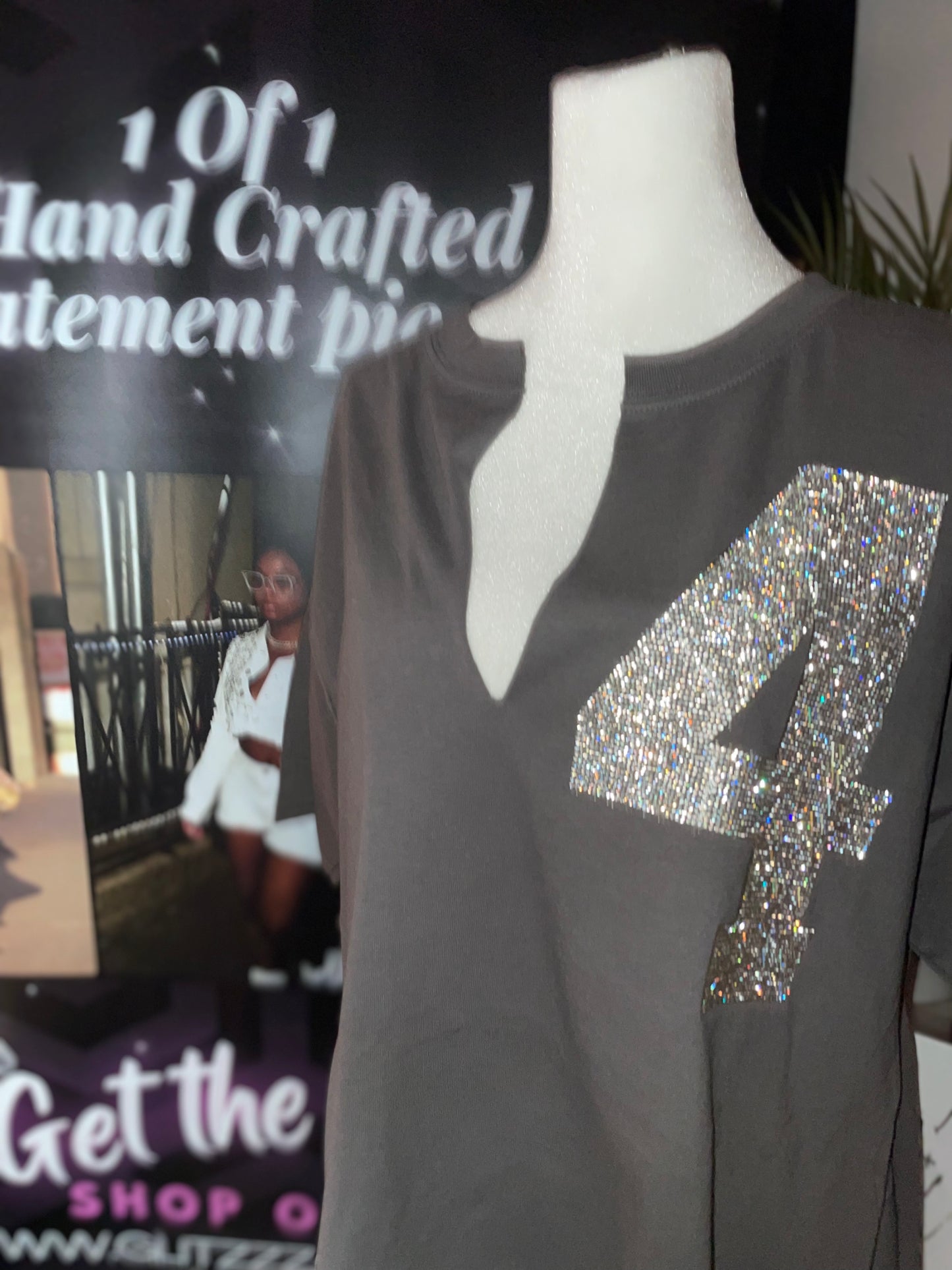 CAMPAIGN TEE